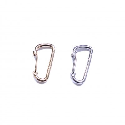 bone shaped carabiner. -S- <img class='new_mark_img2' src='https://img.shop-pro.jp/img/new/icons8.gif' style='border:none;display:inline;margin:0px;padding:0px;width:auto;' />