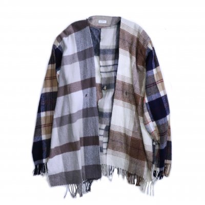 SCARF CARDIGAN (A)<img class='new_mark_img2' src='https://img.shop-pro.jp/img/new/icons8.gif' style='border:none;display:inline;margin:0px;padding:0px;width:auto;' />