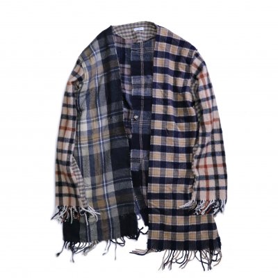 SCARF CARDIGAN (D)<img class='new_mark_img2' src='https://img.shop-pro.jp/img/new/icons8.gif' style='border:none;display:inline;margin:0px;padding:0px;width:auto;' />