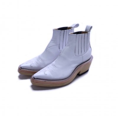 chelsea boots. -white.- <br> (RIOS OF MERCEDES)