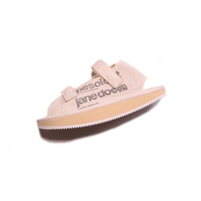 moonshaped strap sandals.-jane doe(s)  (SUICOKE)