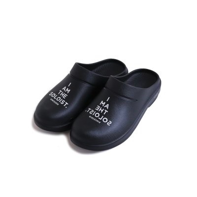 signature clogs. (black.white.)<img class='new_mark_img2' src='https://img.shop-pro.jp/img/new/icons8.gif' style='border:none;display:inline;margin:0px;padding:0px;width:auto;' />