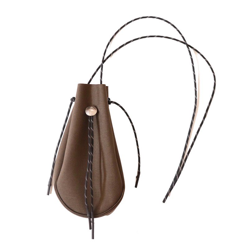 drawstring bag.-S- w/concho (dark brown.)