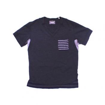 v necked s/s tee with double pocket.