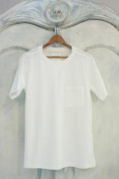 s/s pocket tee. color. -white.-