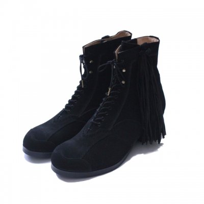 western cut boots w/fringe. -black.-