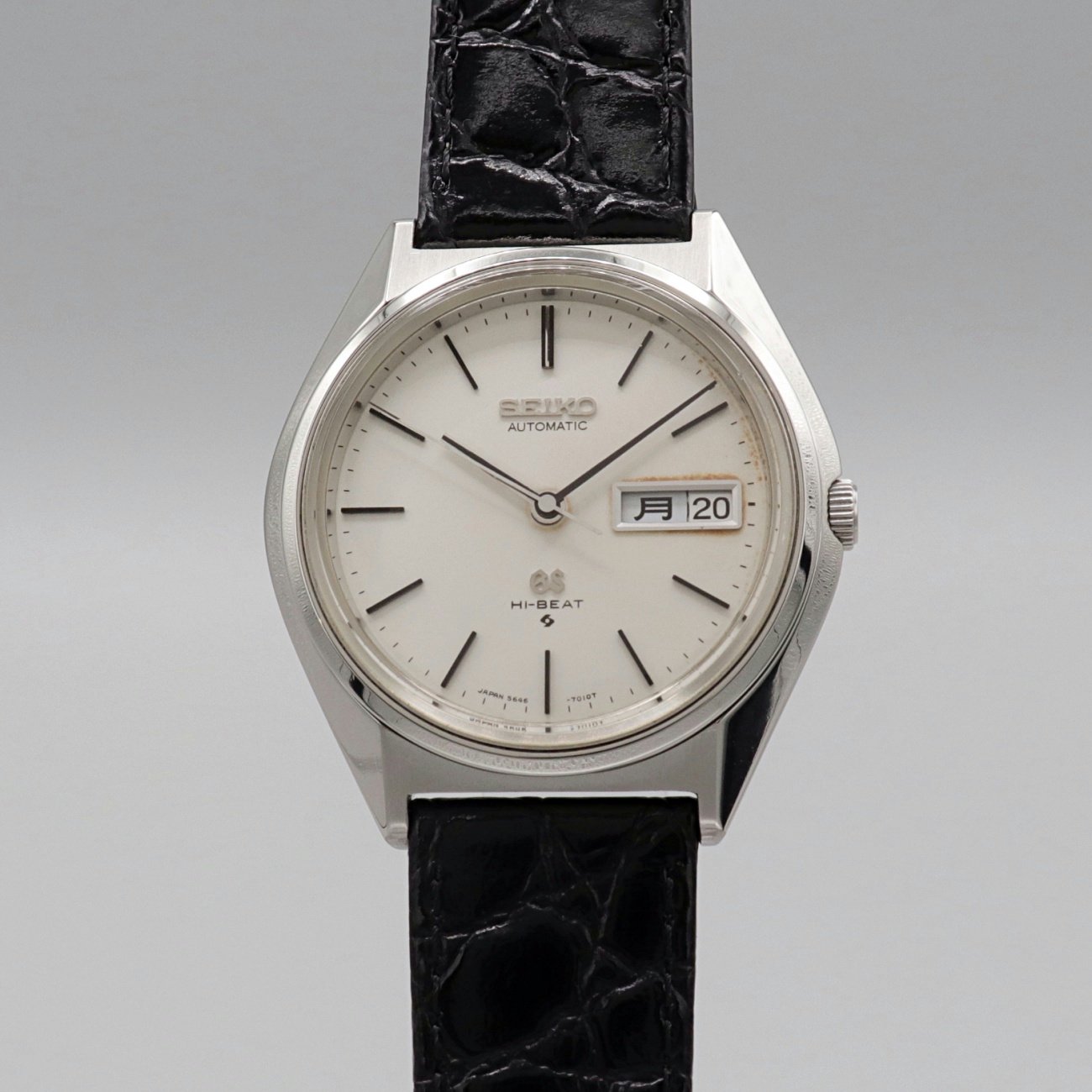 グランドセイコー（GS）5646-7010  1971年製　自動巻時計＊美しいホワイトダイアル