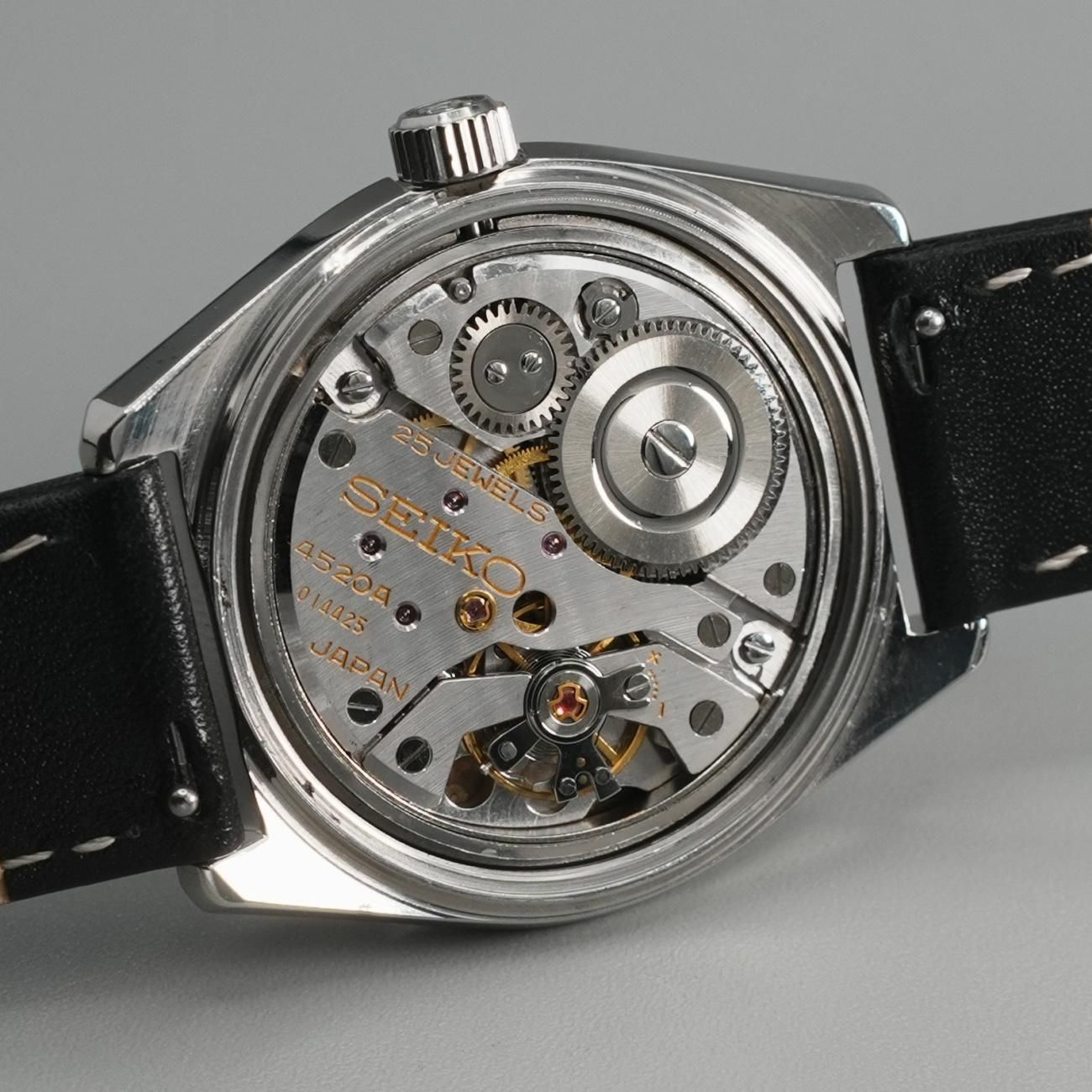 GS グランドセイコー　4520-8000 ノンデイト　OH済　傷なし！超美品！ 1969年製 グランド セイコー アンティーク 4520-8000 ハイビート