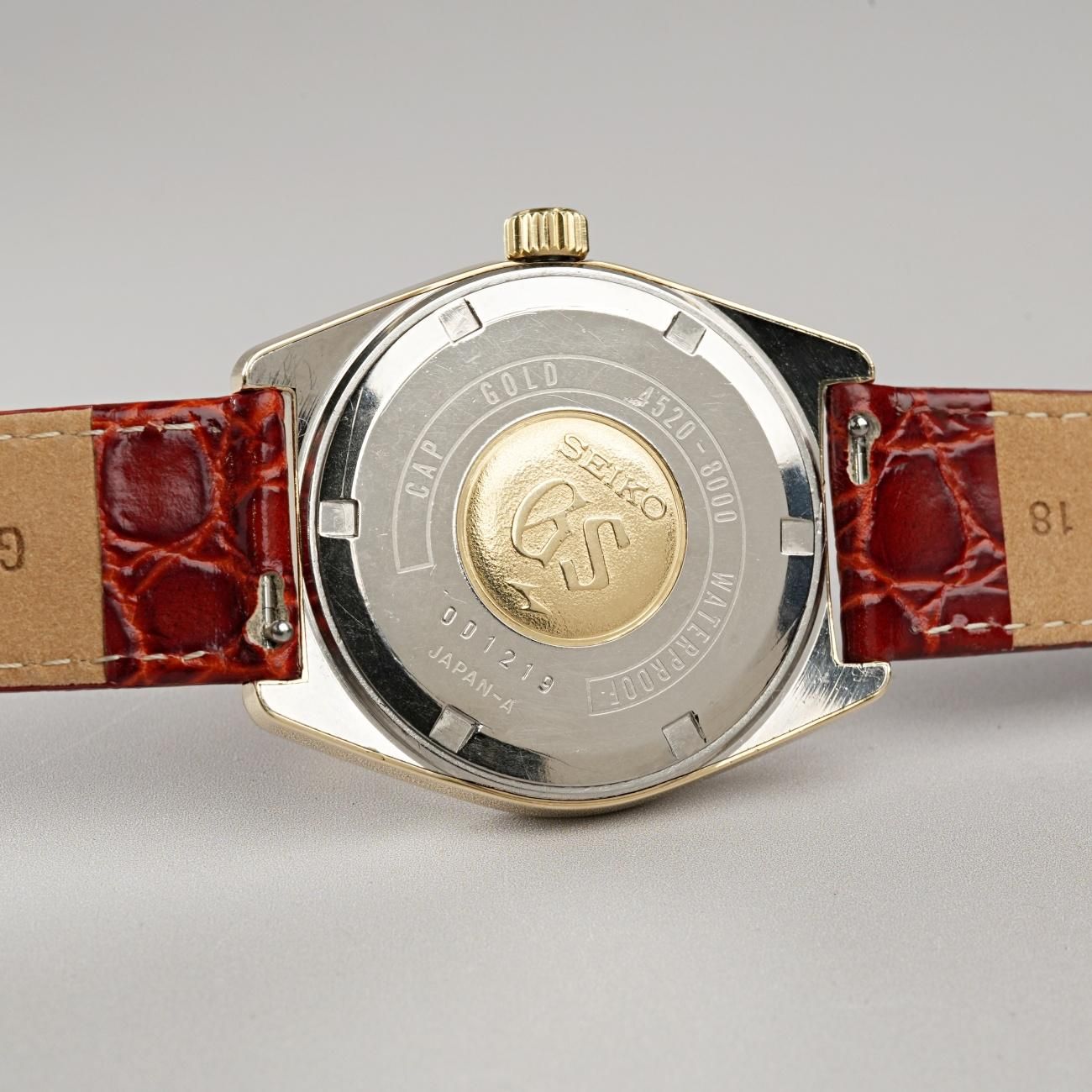 グランドセイコー　45GS　希少セイコースタイル　ノンデイト　美品 1968年製 アンティーク グランド セイコー 4520-8000 手巻 45GS