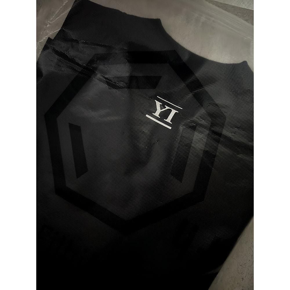 YI 数量限定 モックネックTシャツ - Cul de Sac -JAPON