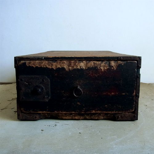 江戸時代後期頃・鉄・黒・漆・引出・木箱・d48.5cm | Kibako,wood,cir1800