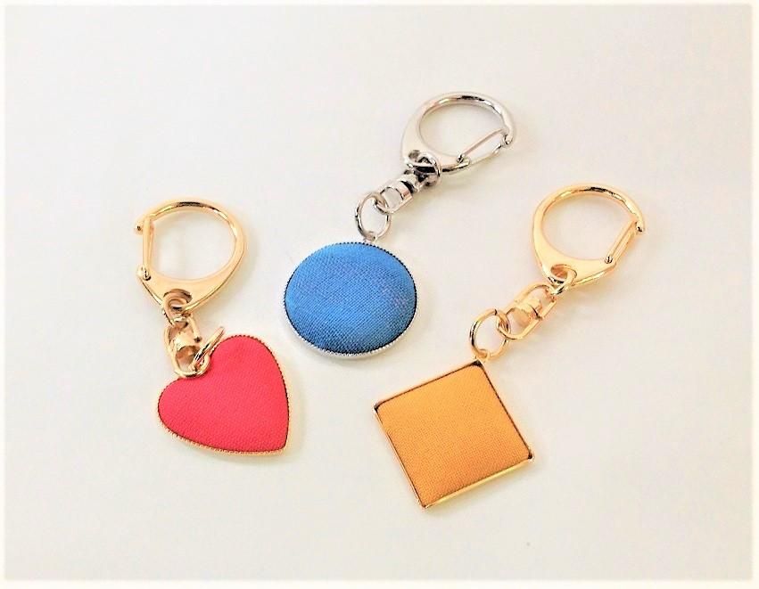 キーホルダーづくり手作りキット 木目込み人形と塩沢織のお店 塩沢つむぎ記念館 キーホルダーづくり手作りキット 木目込み人形と塩沢織のお店 塩沢つむぎ記念館