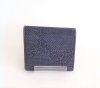 伝統織物のトップブランド塩沢織のボックス型札入れ��（５釜亀甲文様／黒地墨濃淡・藍多色絣）の商品画像