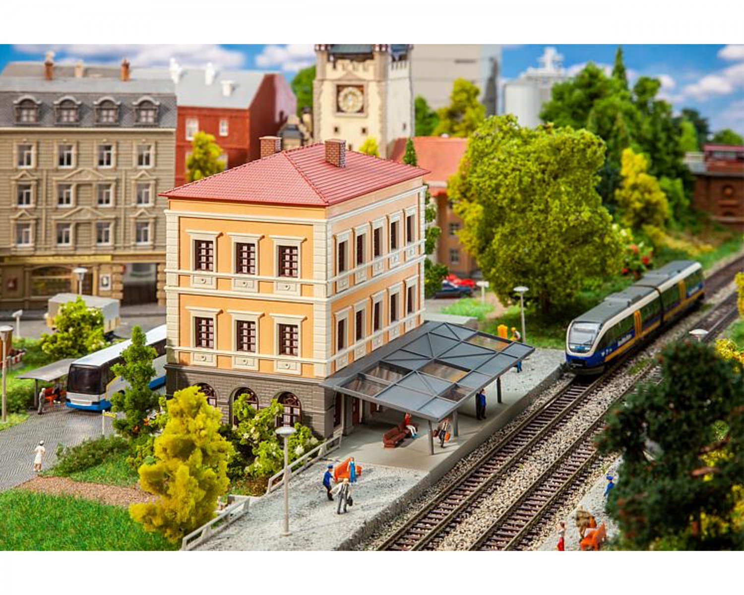 ファーラー(Faller) N Rothenstein Station 212119 | Nゲージ鉄道模型