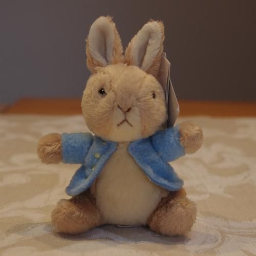 (未使用･未開封品)　GUND クラシック ピーターラビット キーホルダー v1yptgt クラシック ピーターラビット キーホルダー GUND