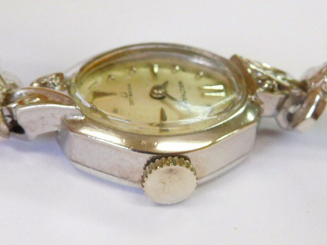 腕時計 レディース　Waltham Silver