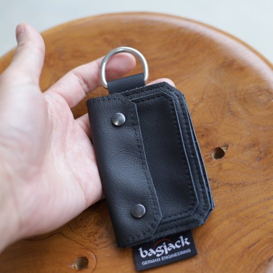 BAGJACK(バッグジャック) Card Case OV22S(カードケース)【Black Leather】