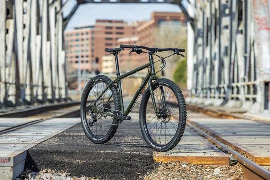 SURLY(サーリー) BRIDGE CLUB 27.5(ブリッジクラブ27.5) 【Majestic Moss】完成車