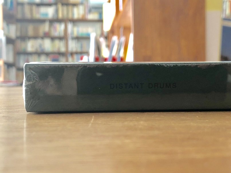 DISTANT DRUMS 緑 / HIDEAKI HAMADA 濱田英明 - books used and new