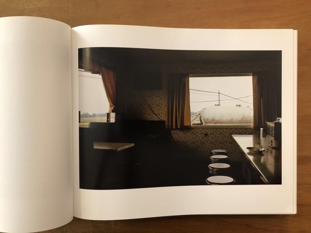 FIRST PICTURES / JOEL STERNFELD ジョエル・スターンフェルド - books