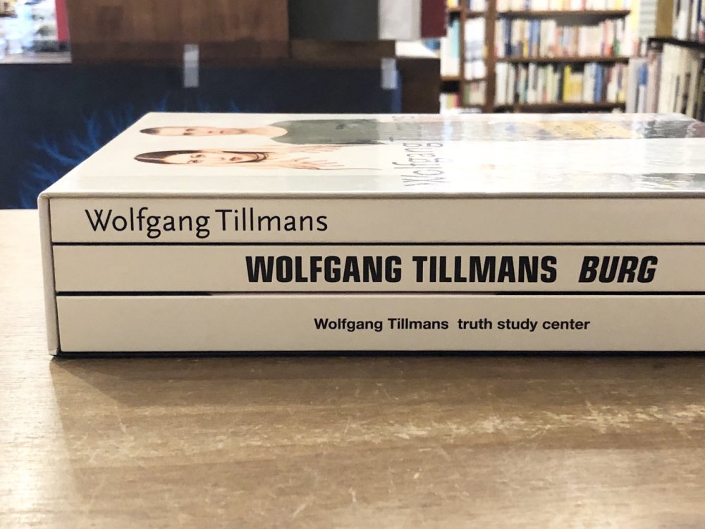 Wolfgang Tillmans: Burg / Truth Study Center / Wolfgang Tillmans 