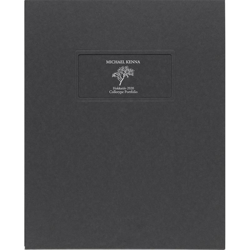 Michael Kenna マイケル・ケンナ《Hokkaido 2020》 コロタイプ・ポートフォリオ（Signed サイン入） - books  used and new, flower works : blackbird books ブラックバードブックス