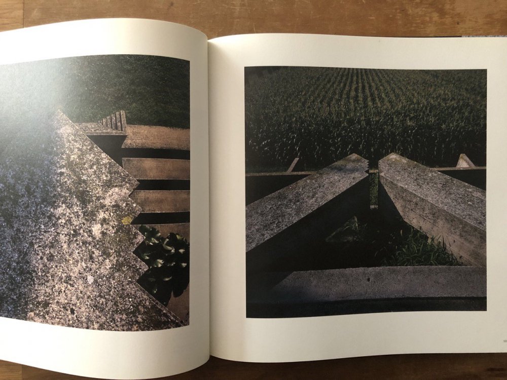 CARLO SCARPA 建築の詩人 カルロ・スカルパ - books used and new, flower works : blackbird  books ブラックバードブックス