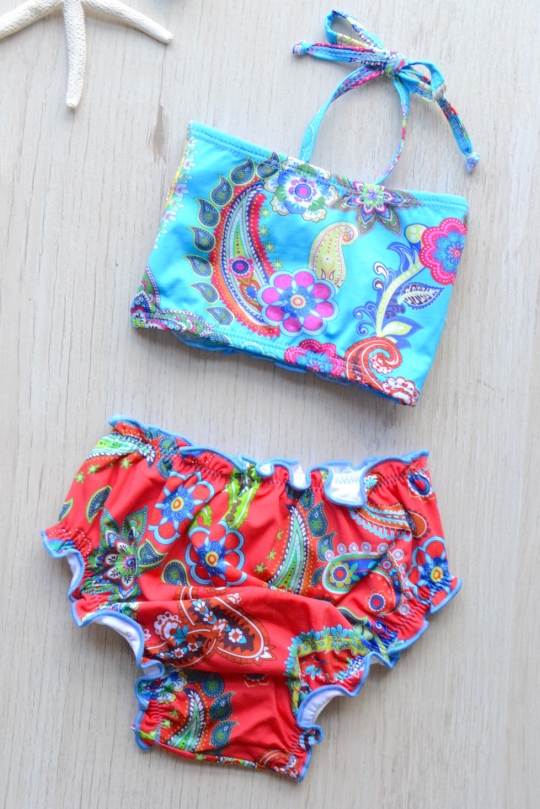 SUBMARINE　paisley design swim wear 