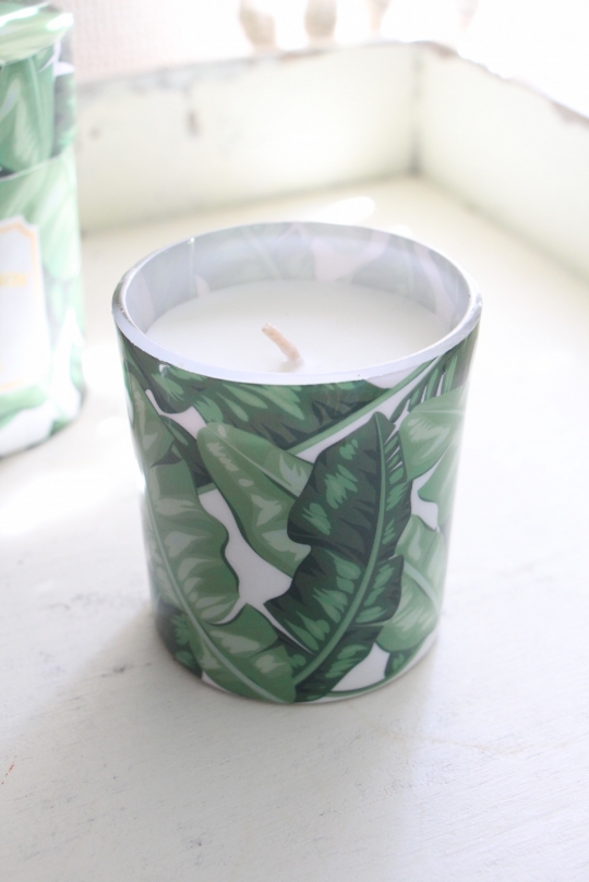 TWO'S leaf design candle LaLaLei
