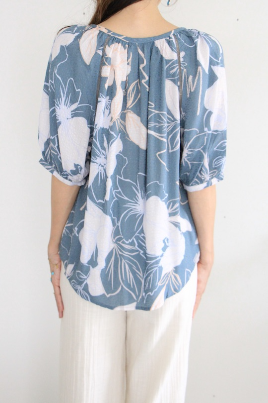 Love stitch flower design rayon shirt TOPS blue