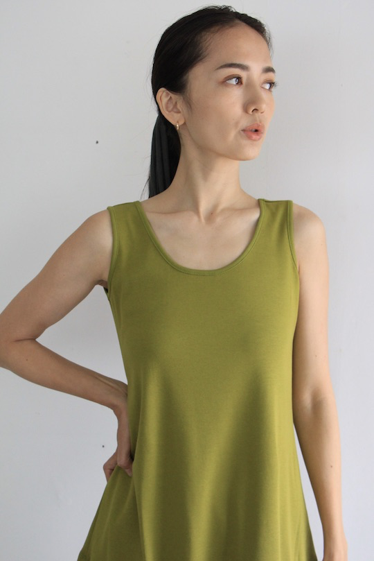 by basic cotton  sleevelss Tops Matcha