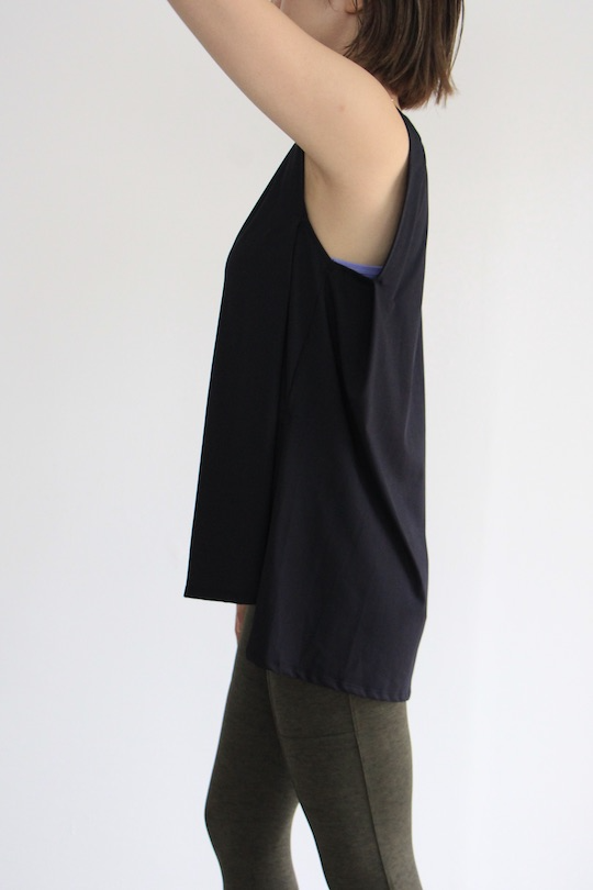 Linda Works  shoulder tuck sleeveless tops black