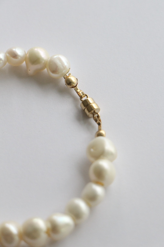 La VIOLA vintage pearl bracelet