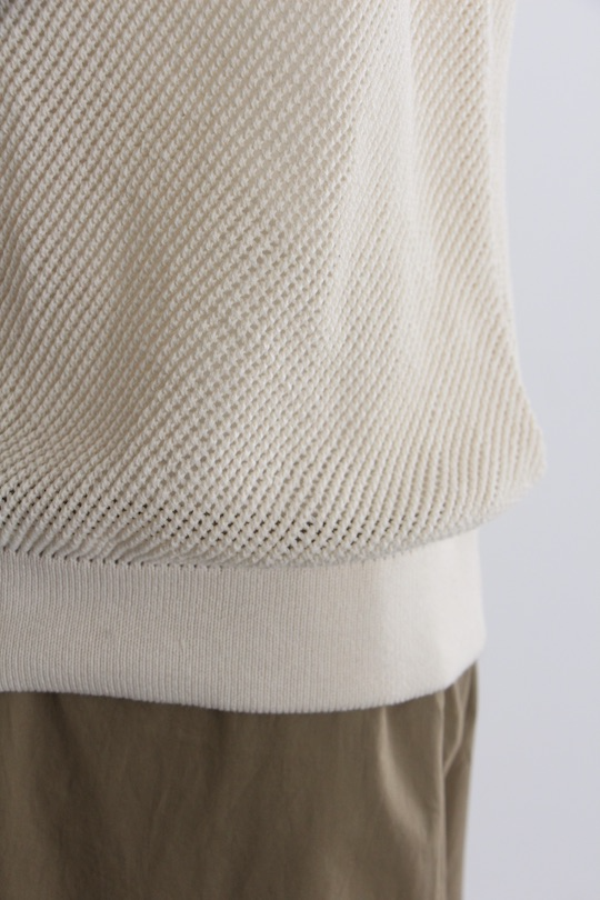 mila.vert knitted mesh sleeveless tops -white-