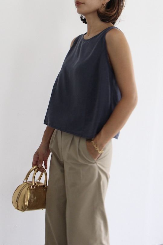 SUITE13LAB NAVIA TOPS -NAVY-