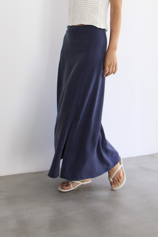 SUITE13LAB BORNEO SKIRT -NAVY-