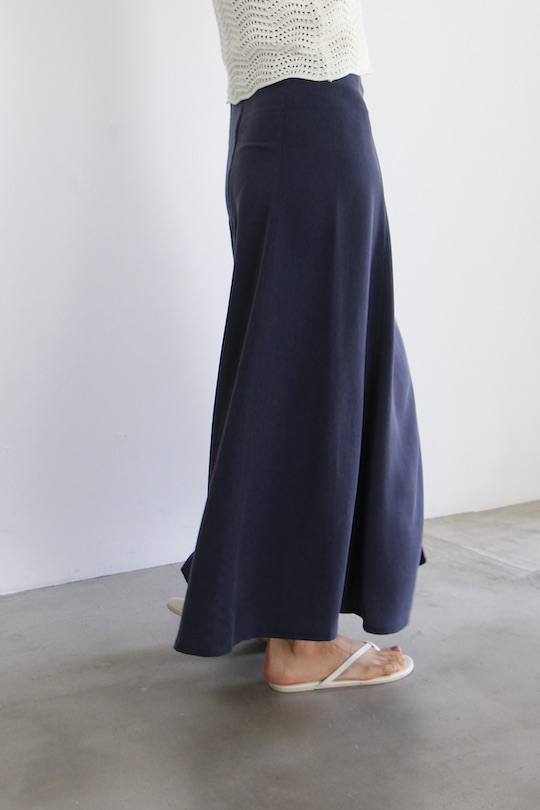 SUITE13LAB BORNEO SKIRT -NAVY-