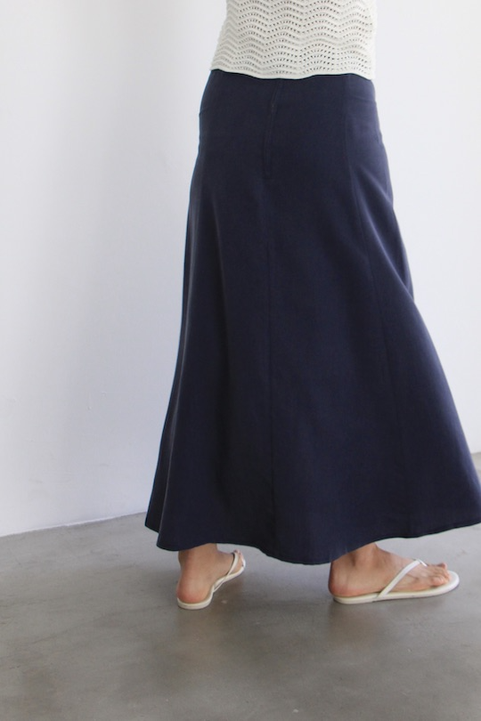 SUITE13LAB BORNEO SKIRT -NAVY-