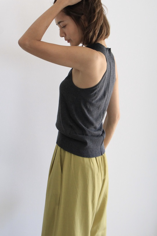 MY ESSENTIAL WARDROBE halter neck gray knit tops