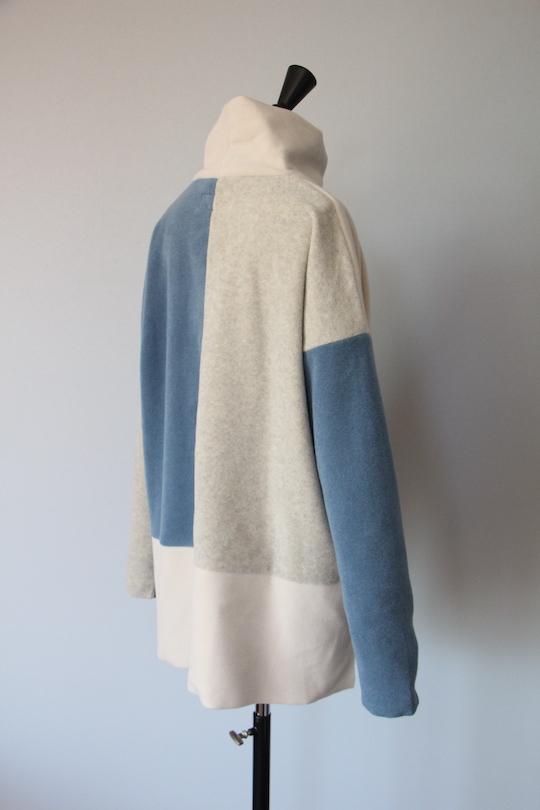 HENRITTEE STEFFENSEN block color fleece tops -blue-