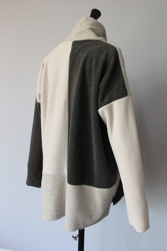 HENRITTEE STEFFENSEN block color fleece tops -white-