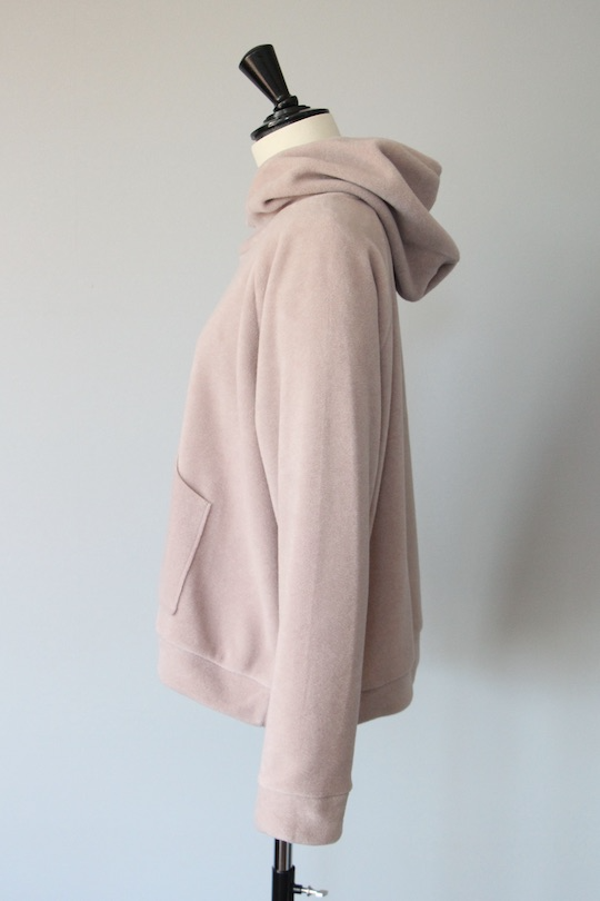 <img class='new_mark_img1' src='https://img.shop-pro.jp/img/new/icons54.gif' style='border:none;display:inline;margin:0px;padding:0px;width:auto;' />HENRITTEE STEFFENSEN fleece hoodie -pink-