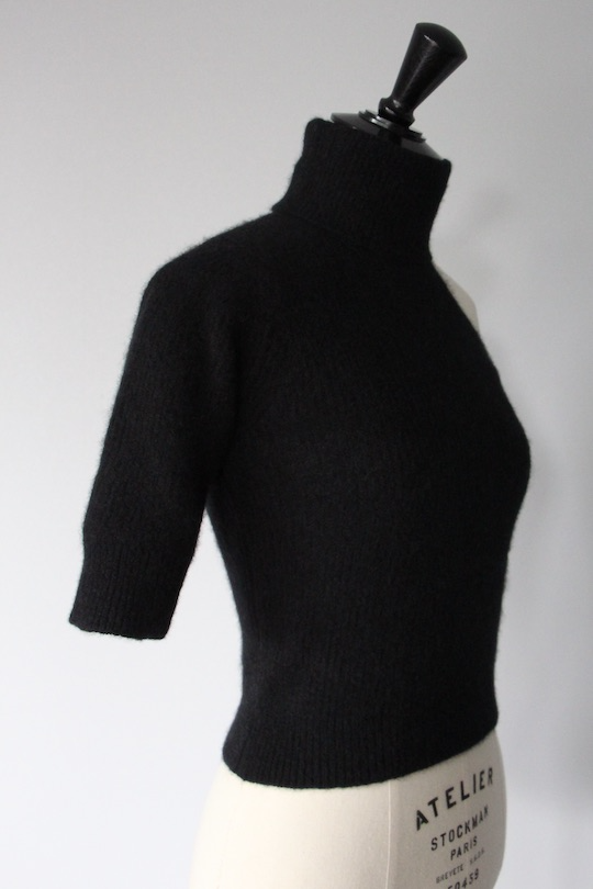 roberto collina asymmetric turtle knit