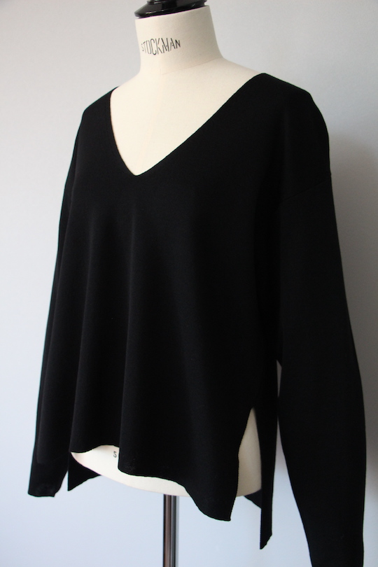 roberto collina merino wool V-neck knit -black-