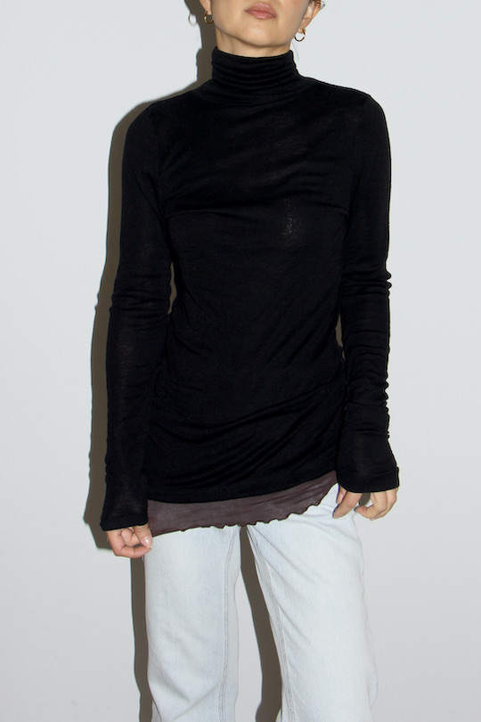 Seamless Basic LOLA BLACK