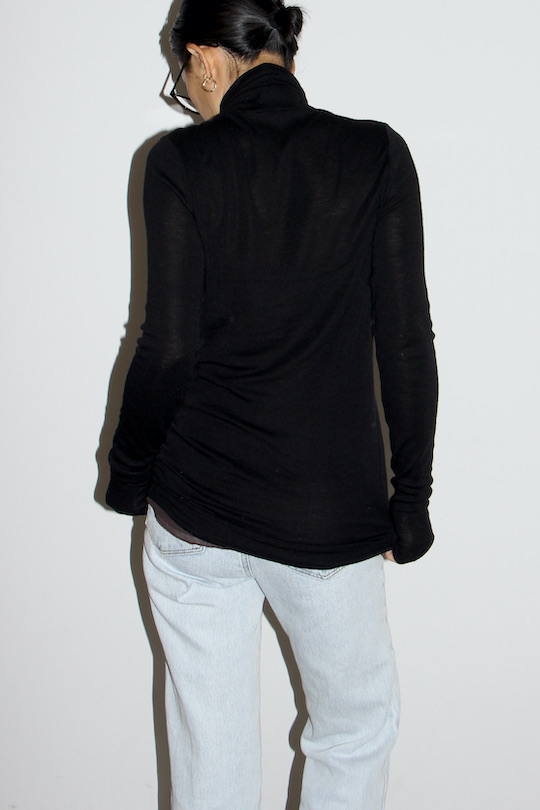 Seamless Basic LOLA BLACK