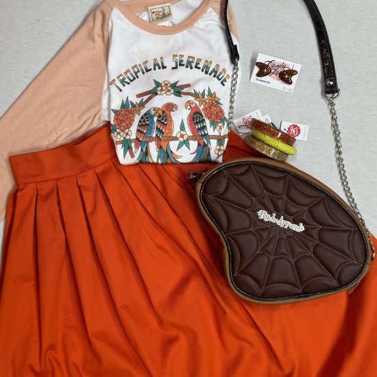 <img class='new_mark_img1' src='https://img.shop-pro.jp/img/new/icons1.gif' style='border:none;display:inline;margin:0px;padding:0px;width:auto;' />Psycho Apparel Judy Skirt in Orange
