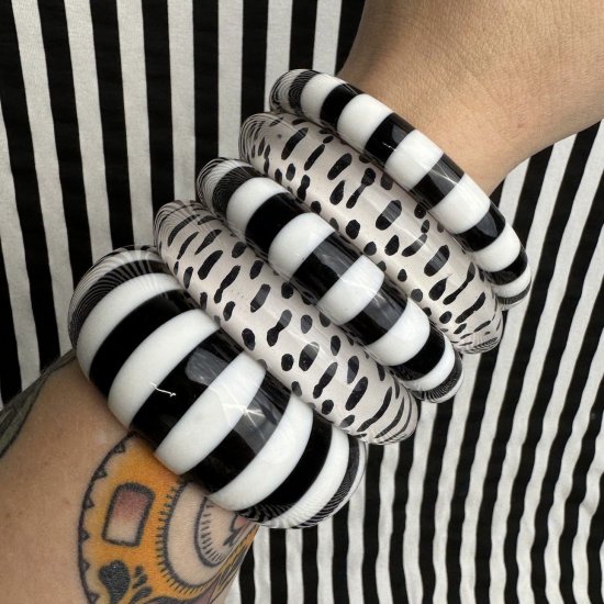 Splendette Midi Skelton Bangle