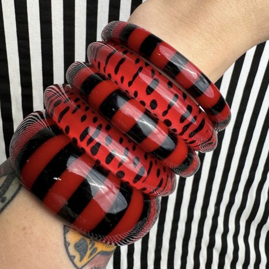 Splendette Midi Crimson Bangle