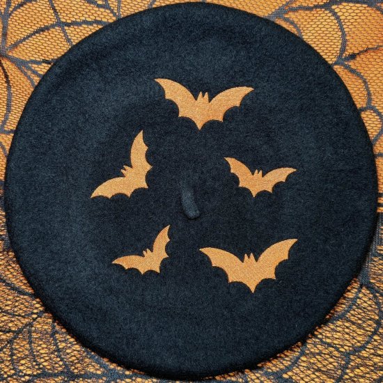 <img class='new_mark_img1' src='https://img.shop-pro.jp/img/new/icons15.gif' style='border:none;display:inline;margin:0px;padding:0px;width:auto;' />Psycho Apparel The Bats Beret